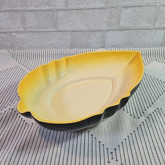 Vintage MCM Los Angeles Potteries Fall Yellow Ombre Leaf Serving Bowl 14" - Picture 5 of 10